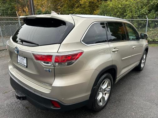 2015 Toyota Highlander Hybrid Platinum