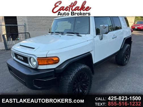 2013 Toyota FJ Cruiser Base