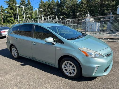 Sea Glass Pearl 2014 Toyota Prius v Five