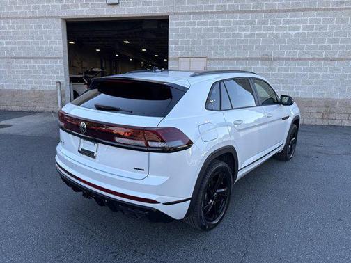 2025 Volkswagen Atlas Cross Sport 2.0T SEL