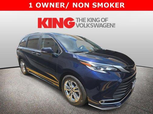 2022 Toyota Sienna Platinum 7 Passenger