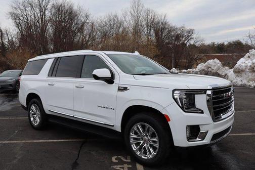 2023 GMC Yukon XL SLT