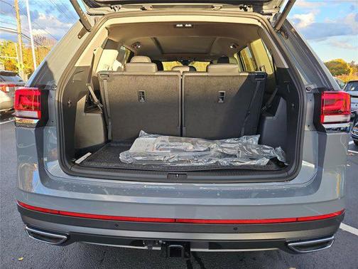 2026 Volkswagen Atlas 2.0T SE w/Technology 4MOTION