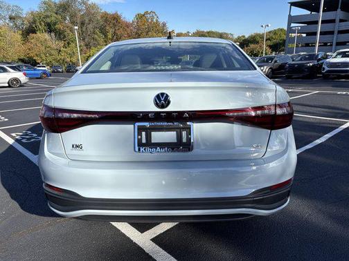 2025 Volkswagen Jetta 1.5T SE