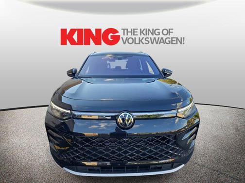 2025 Volkswagen Tiguan 2.0T SEL R-Line 4MOTION