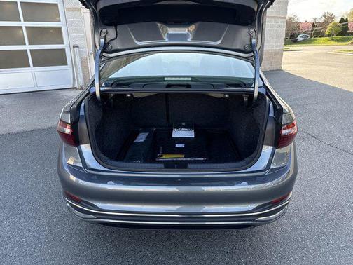 2025 Volkswagen Jetta 1.5T SEL