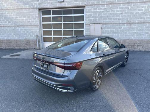 2025 Volkswagen Jetta 1.5T SEL