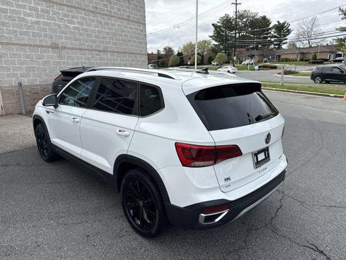 2022 Volkswagen Taos 1.5T SE