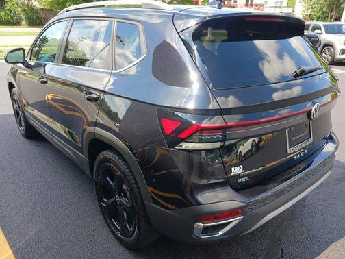 2025 Volkswagen Taos 1.5T SEL