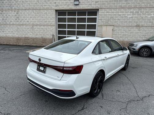 2025 Volkswagen Jetta 1.5T SE