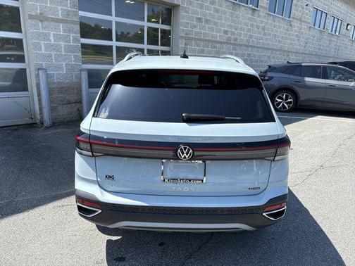 2025 Volkswagen Taos 1.5T SEL