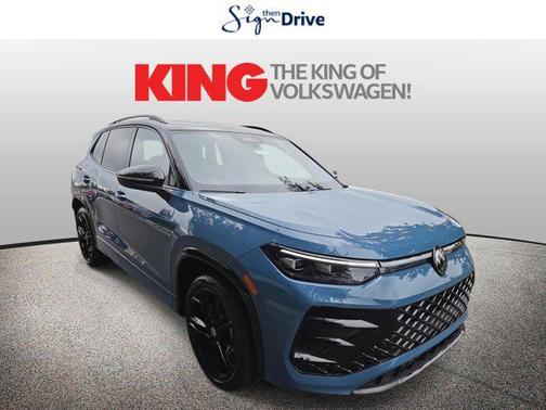 2025 Volkswagen Tiguan 2.0T SE R-Line Black 4MOTION