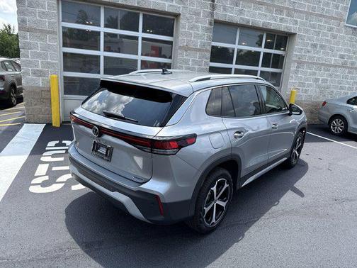 2025 Volkswagen Tiguan 2.0T SE 4MOTION