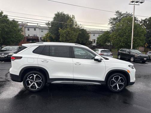 2025 Volkswagen Tiguan 2.0T SE