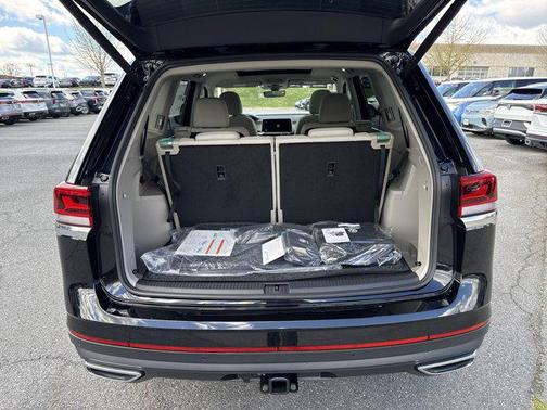 2025 Volkswagen Atlas 2.0T SEL