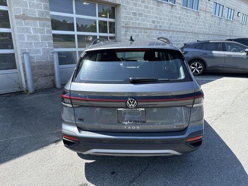 2025 Volkswagen Taos 1.5T S