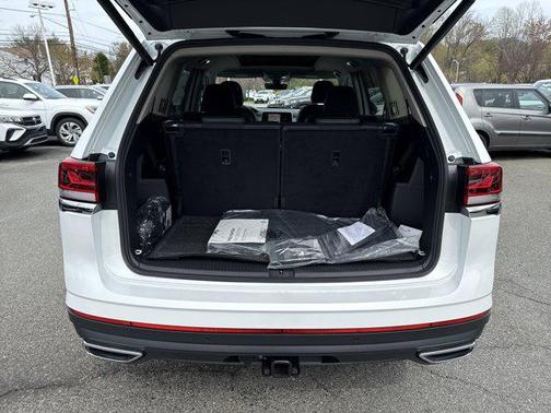 2025 Volkswagen Atlas 2.0T SEL