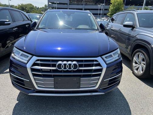 Photo 2 of 5 of 2018 Audi Q5 2.0T Tech Premium