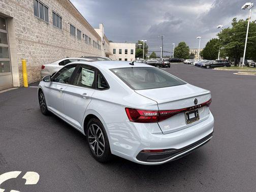 2025 Volkswagen Jetta 1.5T SE