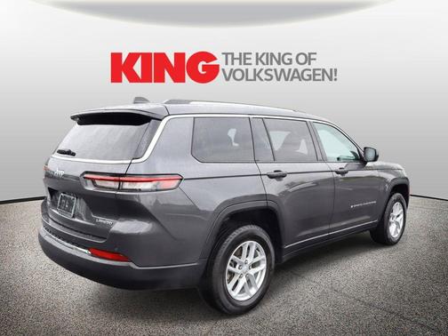 Baltic Gray Metallic Clearcoat 2023 Jeep Grand Cherokee L Laredo