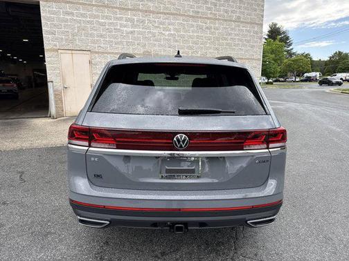 2025 Volkswagen Atlas 2.0T SE w/Technology 4MOTION