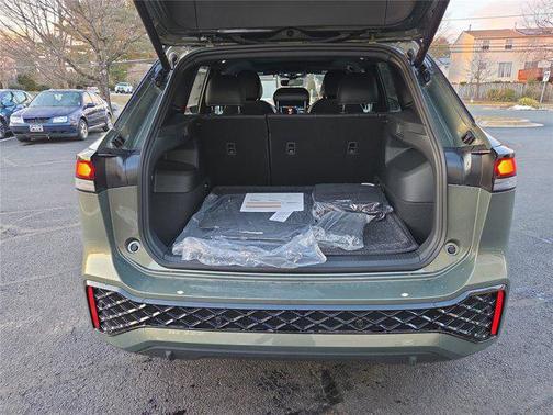 Avocado Green w/Deep Black Roof 2026 Volkswagen Tiguan 2.0T SE R-Line Black 4MOTION