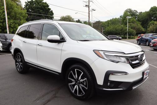 Platinum White Pearl 2021 Honda Pilot Touring 8-Passenger