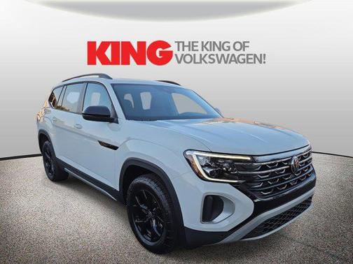 2025 Volkswagen Atlas 2.0T Peak Edition