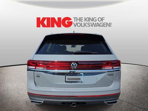 pure gray 2026 Volkswagen Atlas 2.0T SEL