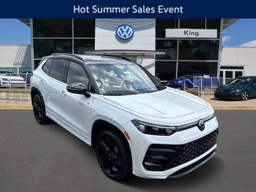 2025 Volkswagen Tiguan 2.0T SE R-Line Black 4MOTION