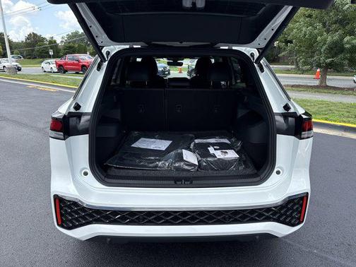 2025 Volkswagen Tiguan 2.0T SE R-Line Black 4MOTION