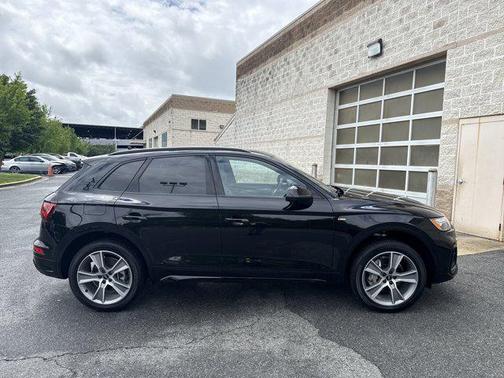 2025 Audi Q5 45 S line Premium