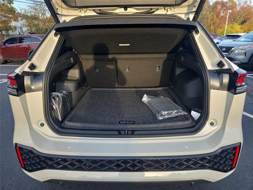 2026 Volkswagen Tiguan 2.0T SEL R-Line 4MOTION