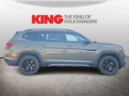 2026 Volkswagen Atlas Peak Edition