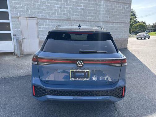 2025 Volkswagen Tiguan 2.0T SE R-Line Black 4MOTION
