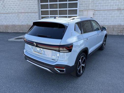 2025 Volkswagen Taos 1.5T SEL