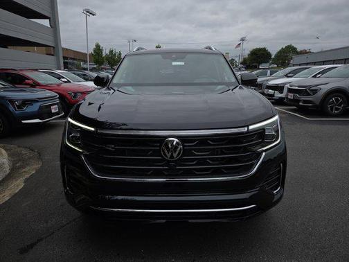 2025 Volkswagen Atlas 2.0T SEL Premium R-Line 4MOTION