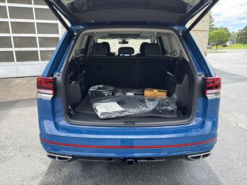 2025 Volkswagen Atlas 2.0T SEL Premium R-Line 4MOTION