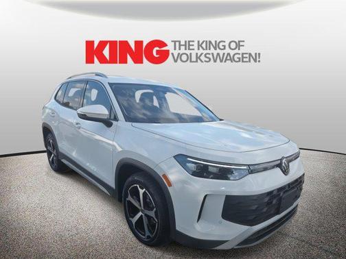 2025 Volkswagen Tiguan 2.0T SE