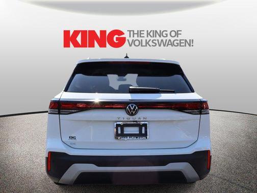 2025 Volkswagen Tiguan 2.0T SE