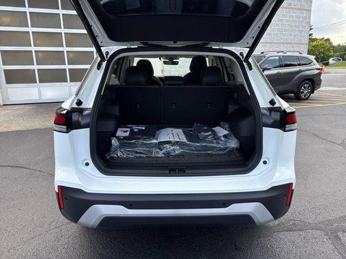 2025 Volkswagen Tiguan 2.0T SE 4MOTION
