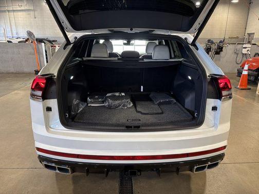 2025 Volkswagen Atlas Cross Sport 2.0T SEL Premium