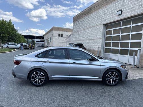 2025 Volkswagen Jetta 1.5T Sport