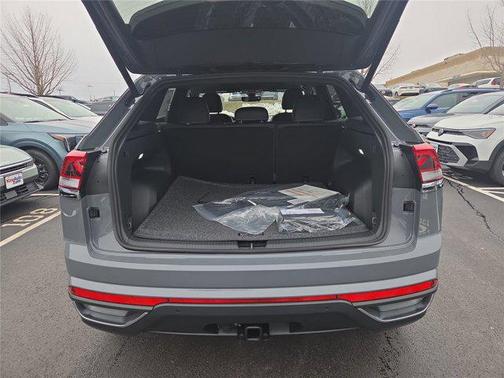 2026 Volkswagen Atlas Cross Sport 2.0T SE w/Technology 4MOTION