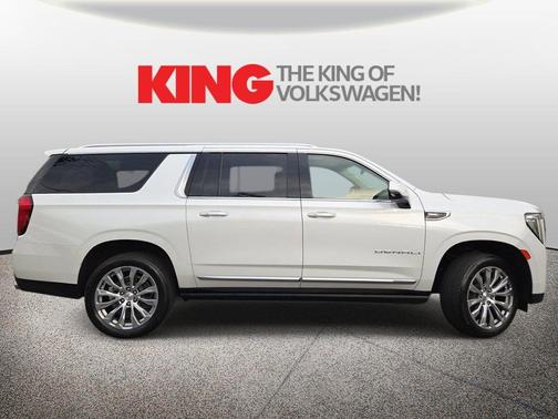 White Frost Tricoat 2023 GMC Yukon XL Denali