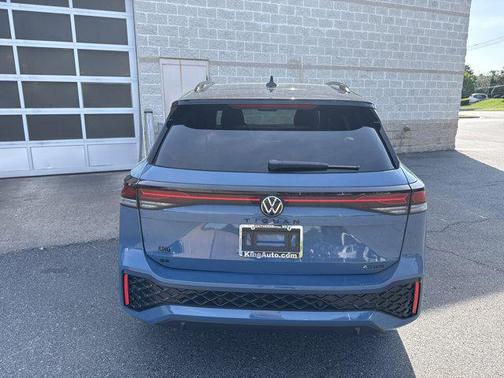 2025 Volkswagen Tiguan 2.0T SE R-Line Black 4MOTION