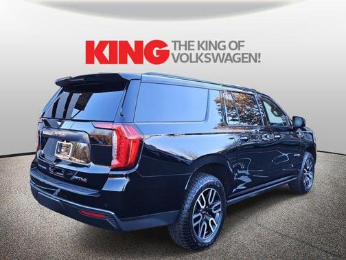 2023 GMC Yukon XL 4WD AT4
