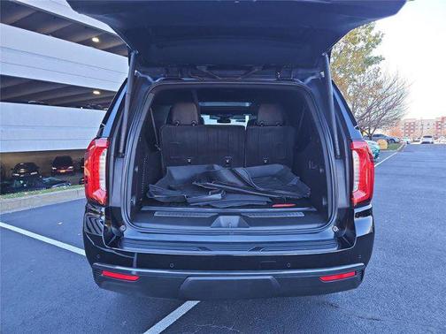 2023 GMC Yukon XL 4WD AT4