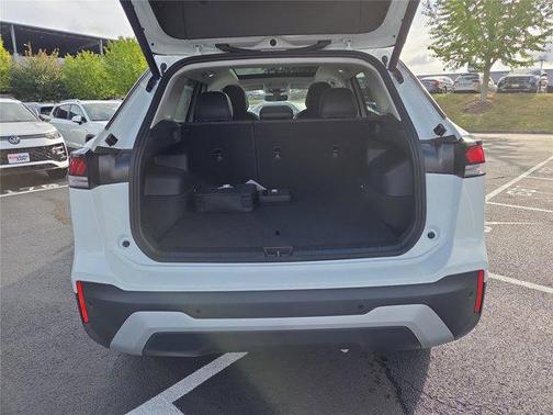 2025 Volkswagen Tiguan 2.0T SE 4MOTION