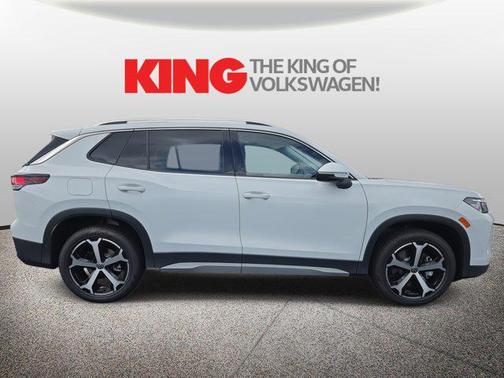 2025 Volkswagen Tiguan 2.0T SE 4MOTION